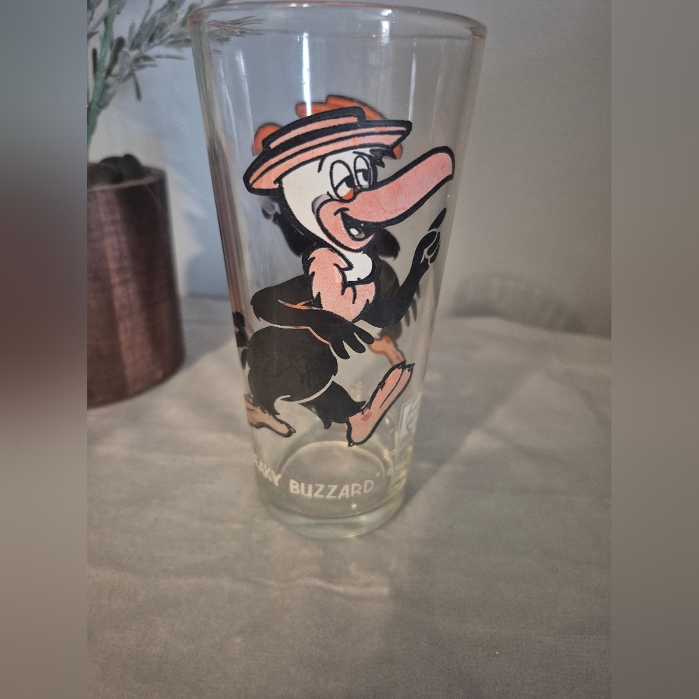 1973 Pepsi Collector Series Glass Featuring Beaky Buzzard